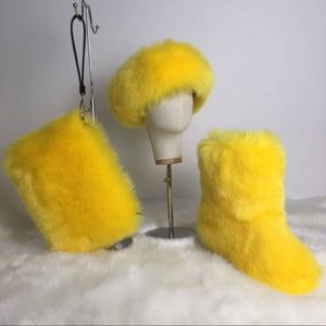 Fur boots